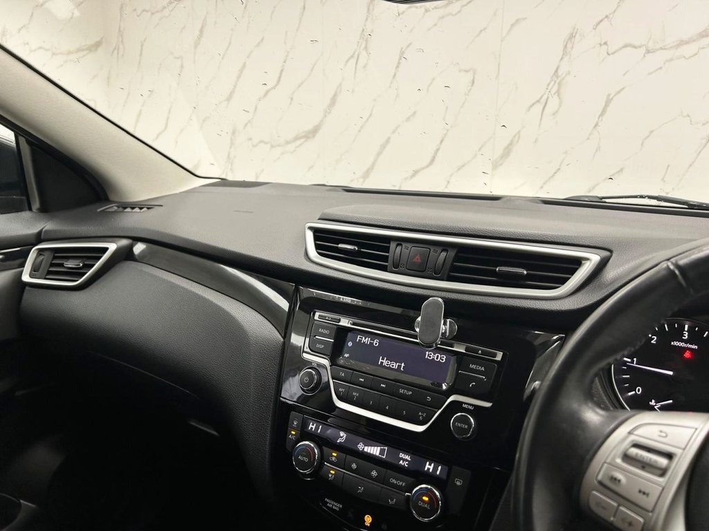 Used Nissan Qashqai 2016 for sale - 76768384: Photo 14