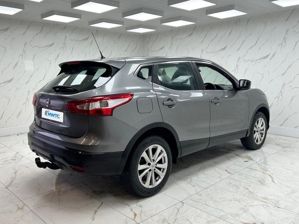 Used Nissan Qashqai 2016 for sale - 76768384: Photo 7