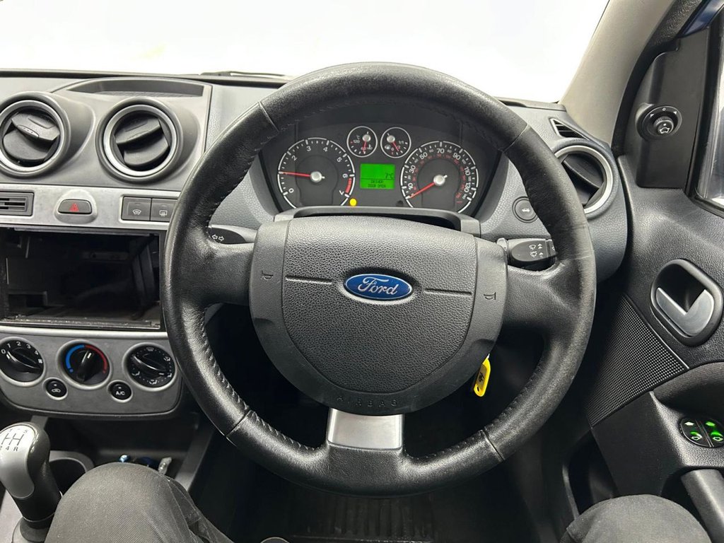Used Ford Fiesta 2007 for sale - 77110956: Photo 15