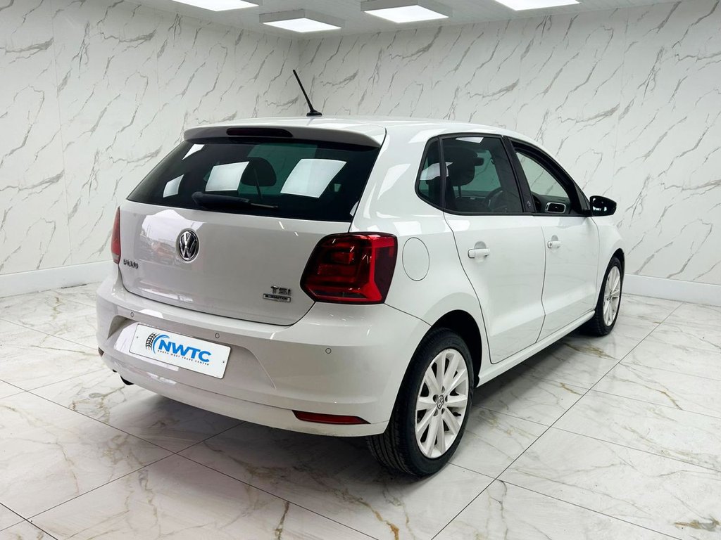 Used Volkswagen Polo 2017 for sale - 76173067: Photo 11