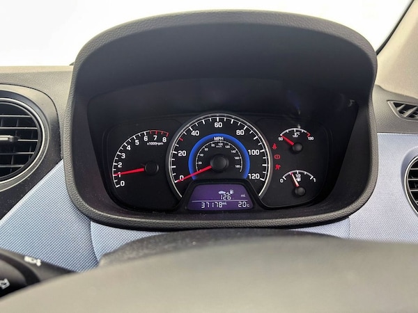Used Hyundai i10 2014 for sale - 74806728: Photo 16