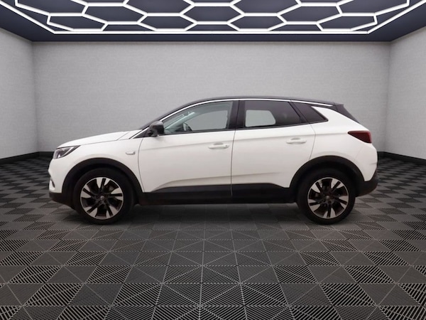Used Vauxhall Grandland X 2019 for sale - 76304182: Photo 7