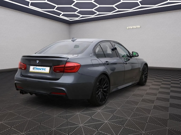 Used BMW 3 Series 2016 for sale - 76132583: Photo 5