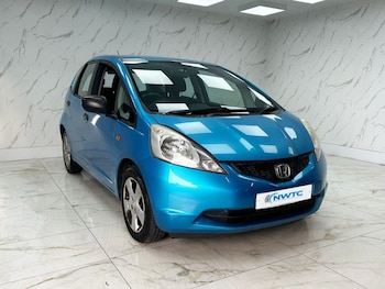 Used Honda Jazz 2010 for sale - 76203242: Photo