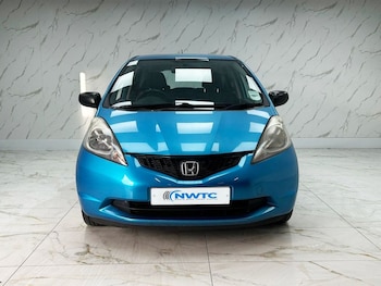 Used Honda Jazz 2010 for sale - 76203242: Photo