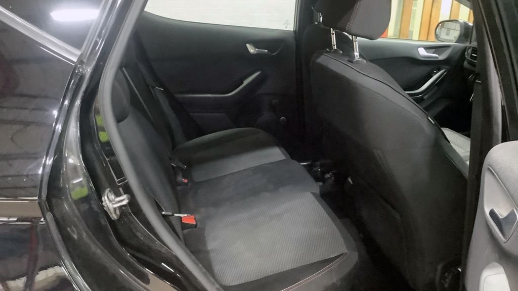 Used Ford Fiesta 2017 for sale - 76333730: Photo 12