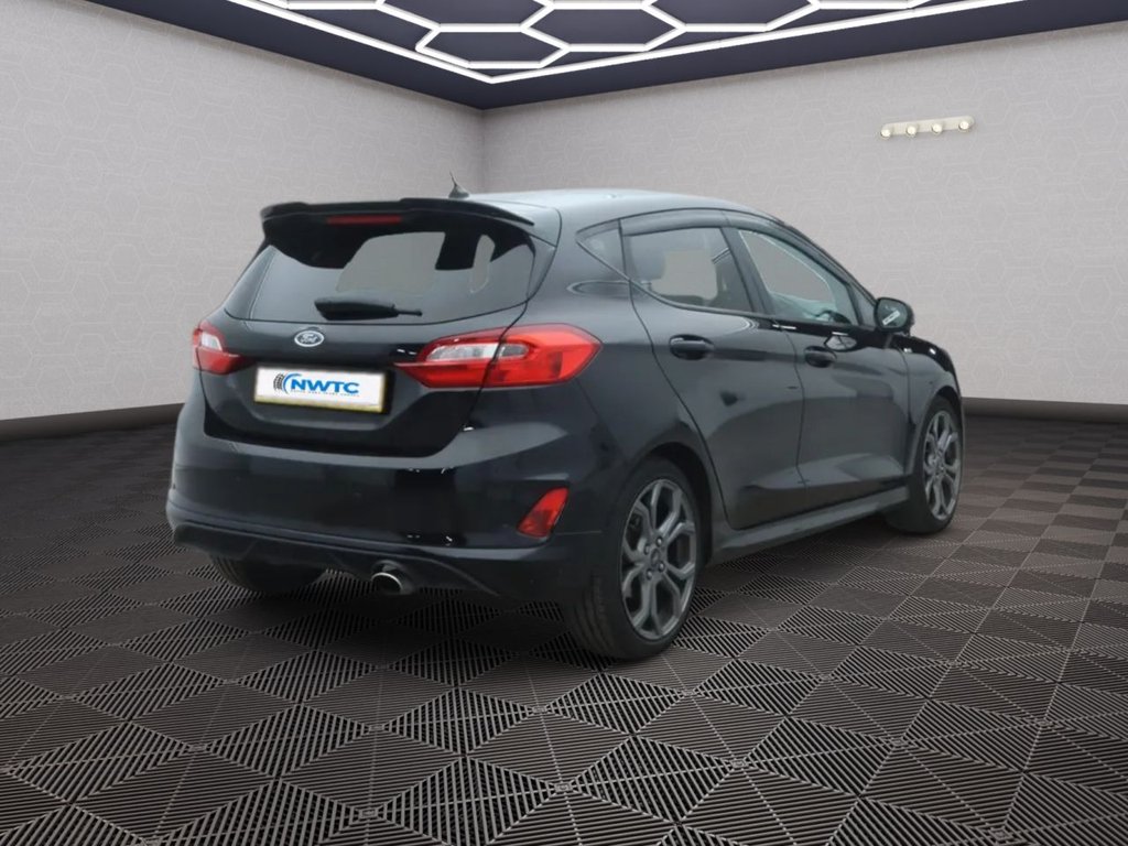 Used Ford Fiesta 2017 for sale - 76333730: Photo 6