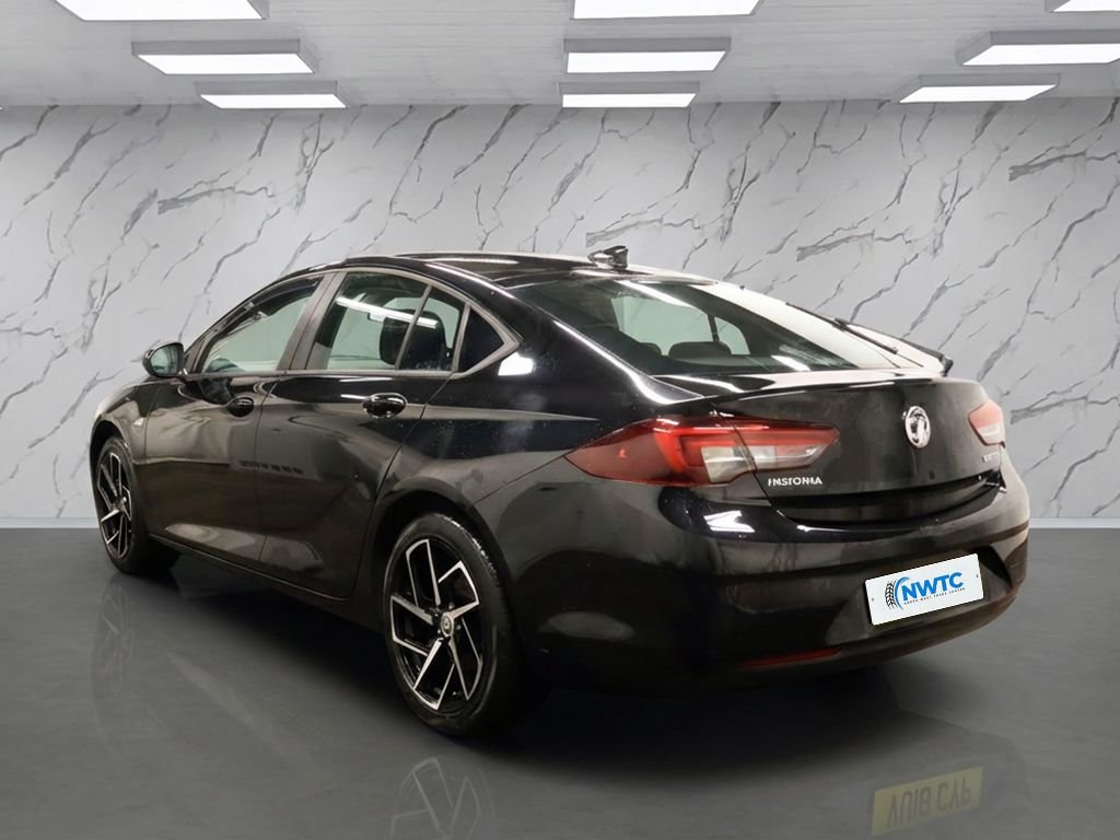 Used Vauxhall Insignia 2018 for sale - 77302668: Photo 5