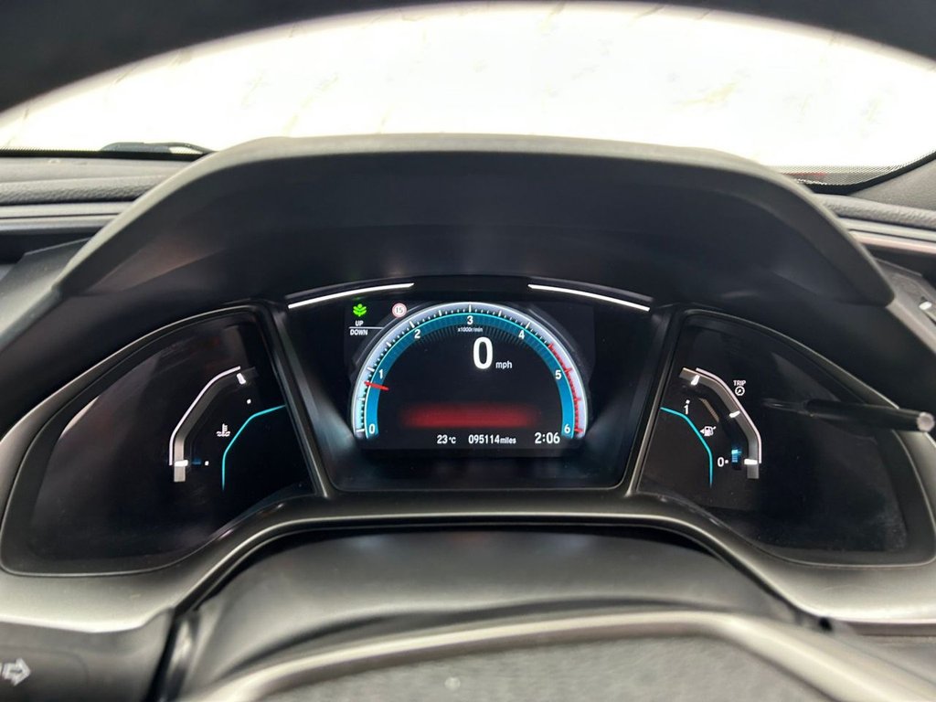 Used Honda Civic 2018 for sale - 76019103: Photo 15