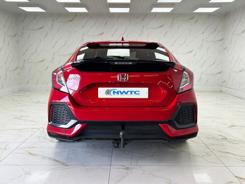 Used Honda Civic 2018 for sale - 76019103: Photo 8