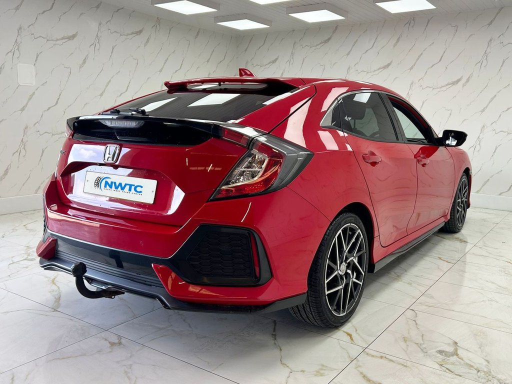 Used Honda Civic 2018 for sale - 76019103: Photo 9