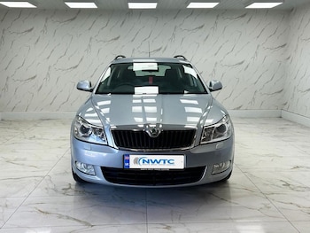 Used Skoda Octavia 2010 for sale - 78693984: Photo