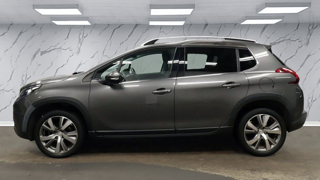 Used Peugeot 2008 2019 for sale - 76821070: Photo 7