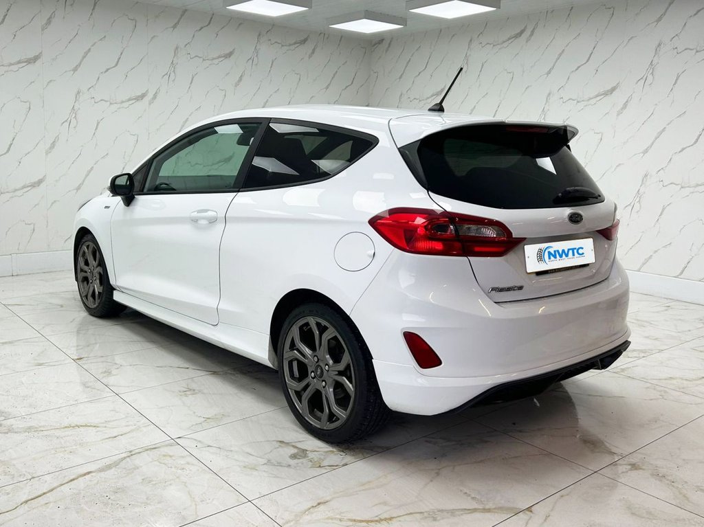 Used Ford Fiesta 2018 for sale - 78124056: Photo 8