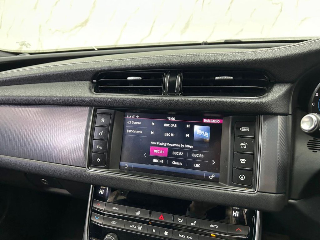 Used Jaguar XF 2018 for sale - 77089069: Photo 14