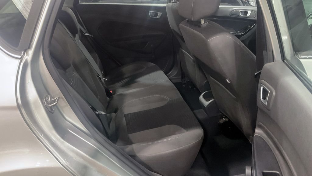 Used Ford Fiesta 2016 for sale - 76304184: Photo 11