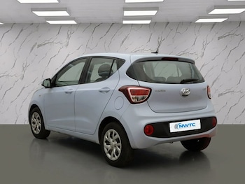 Used Hyundai i10 2019 for sale - 77369678: Photo