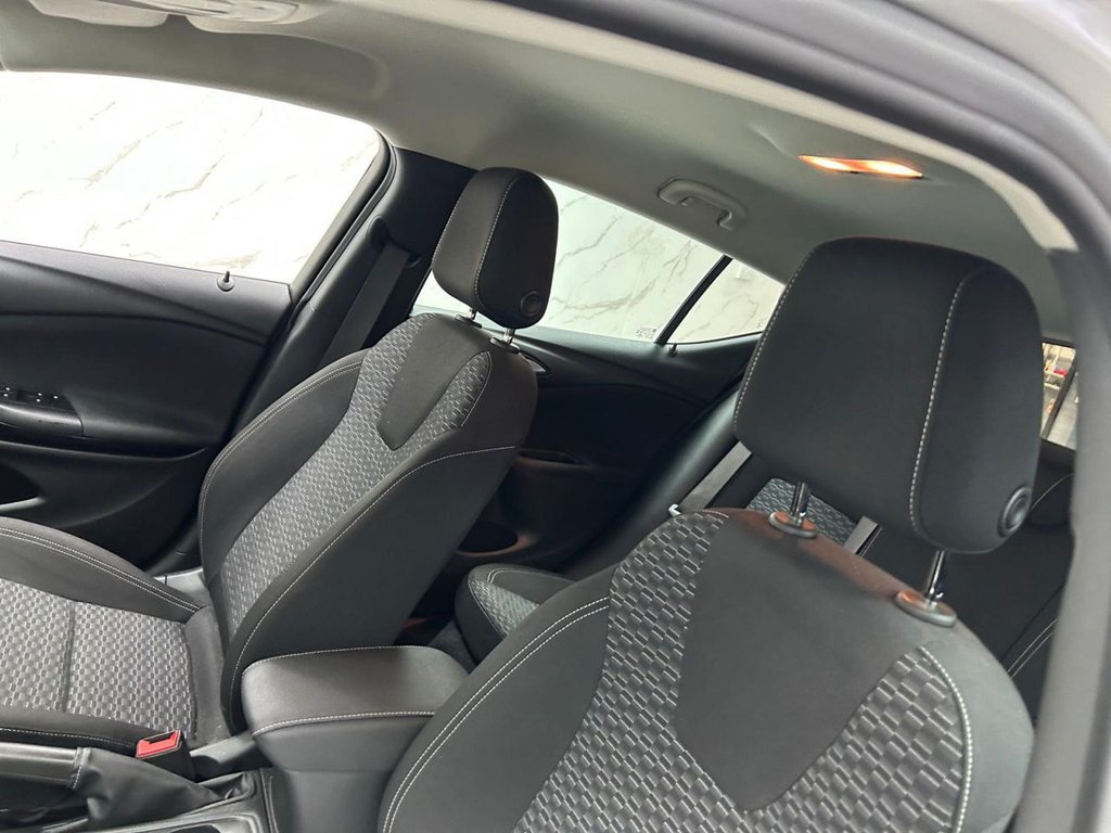 Used Vauxhall Astra 2019 for sale - 76654955: Photo 12