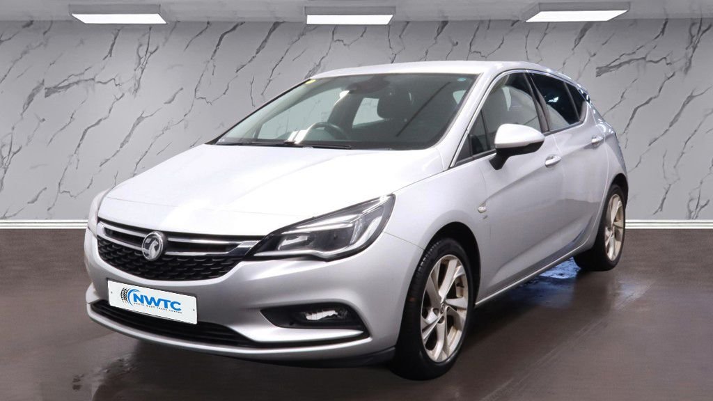 Used Vauxhall Astra 2019 for sale - 76654955: Photo 2