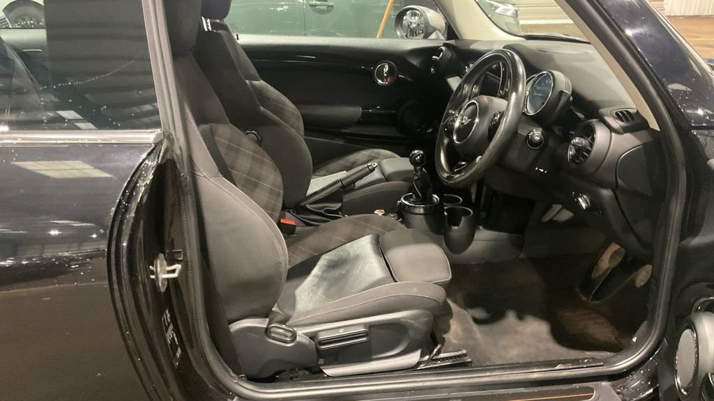 Used MINI Hatch 2017 for sale - 76173073: Photo 11