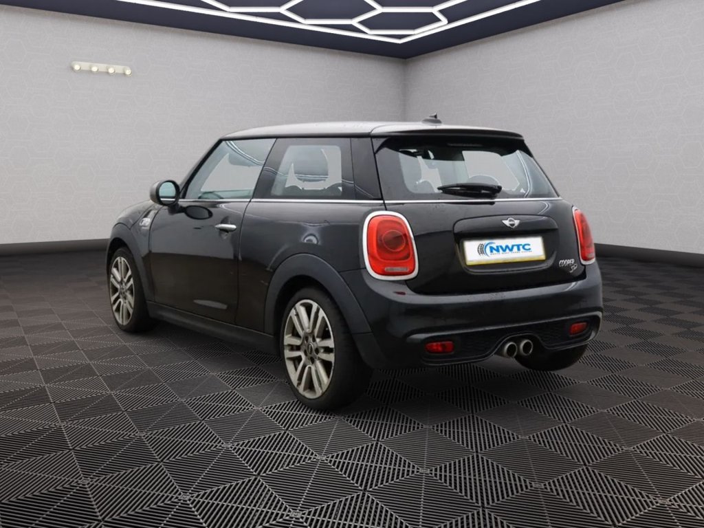 Used MINI Hatch 2017 for sale - 76173073: Photo 4