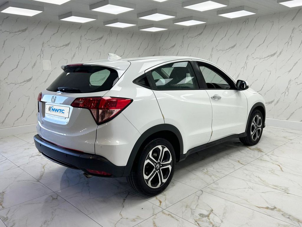Used Honda HR-V 2017 for sale - 77313205: Photo 10