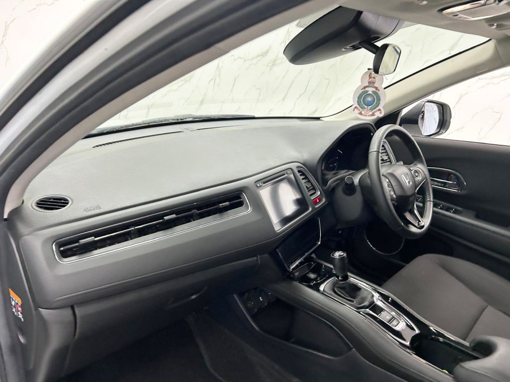 Used Honda HR-V 2017 for sale - 77313205: Photo 13