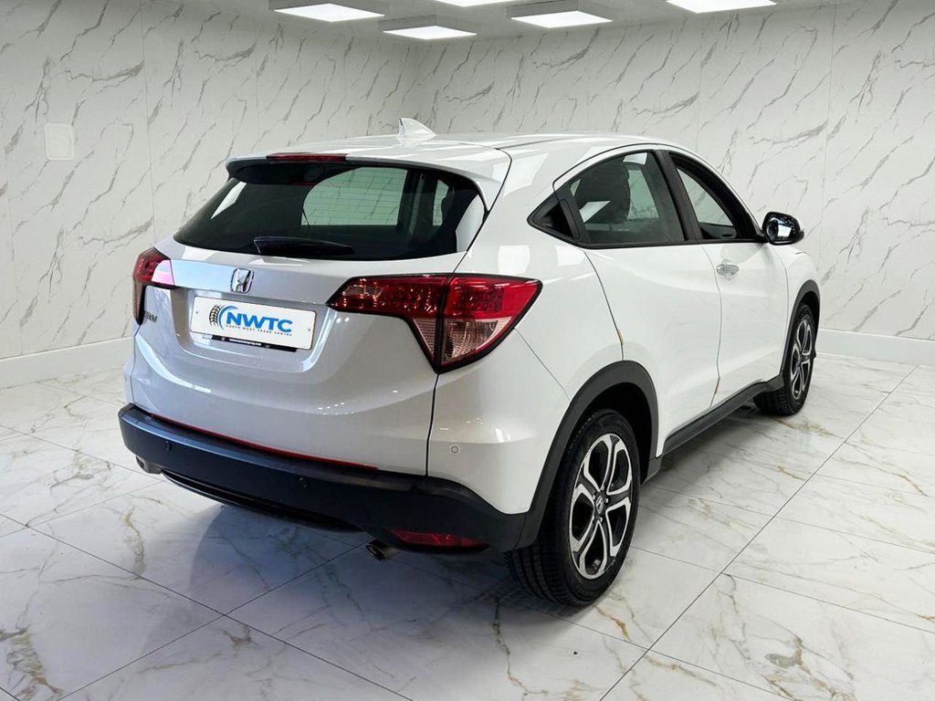Used Honda HR-V 2017 for sale - 77313205: Photo 9
