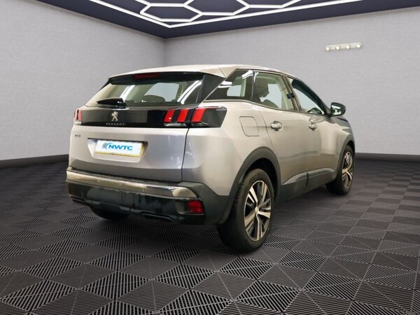 Used Peugeot 3008 2018 for sale - 76291672: Photo 5