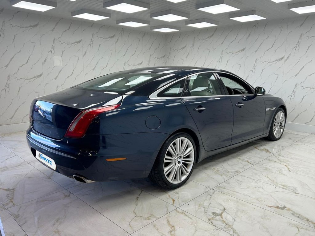 Used Jaguar XJ 2010 for sale - 77976491: Photo 12