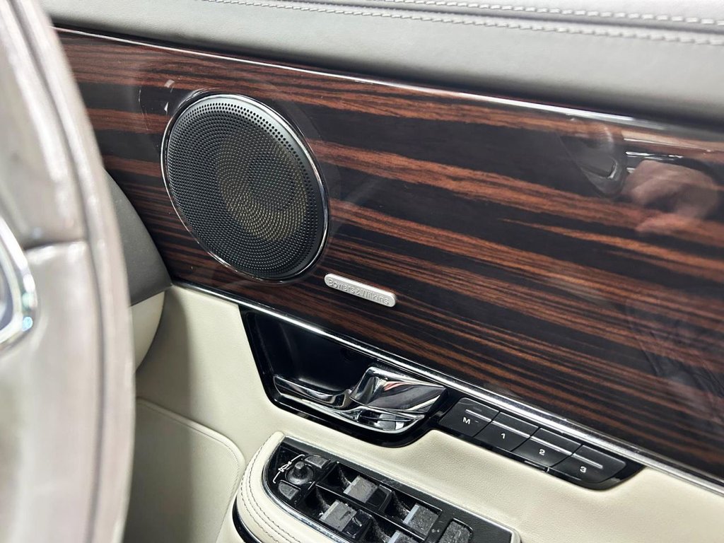 Used Jaguar XJ 2010 for sale - 77976491: Photo 22