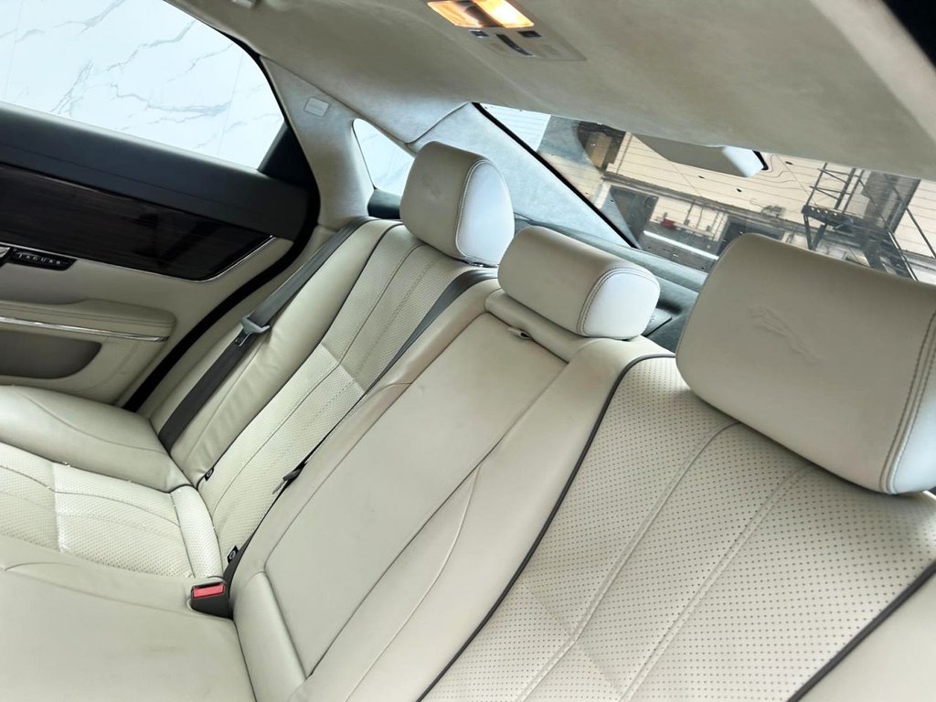 Used Jaguar XJ 2010 for sale - 77976491: Photo 24