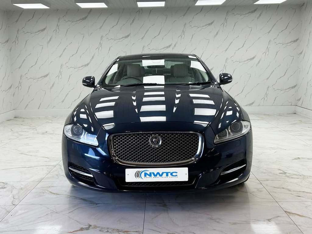 Used Jaguar XJ 2010 for sale - 77976491: Photo 5
