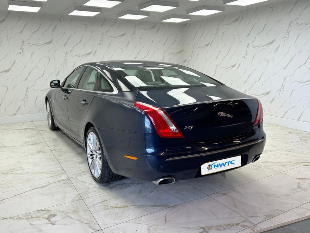 Used Jaguar XJ 2010 for sale - 77976491: Photo 9
