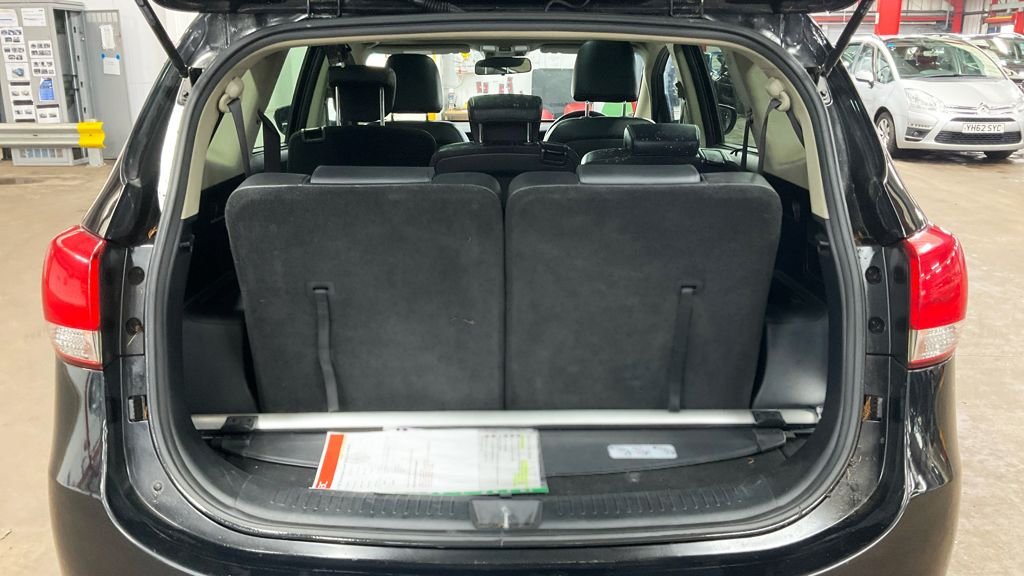 Used Kia Carens 2014 for sale - 77436762: Photo 14