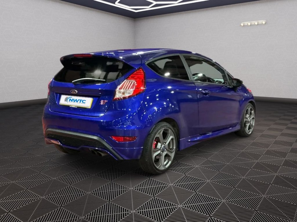 Used Ford Fiesta 2016 for sale - 76323430: Photo 5