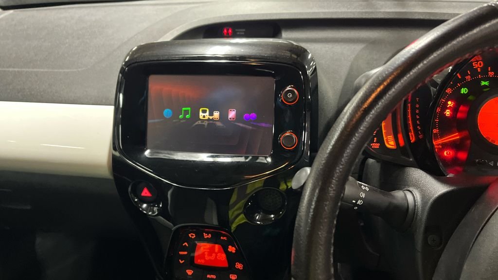 Used Toyota AYGO 2018 for sale - 77806434: Photo 10