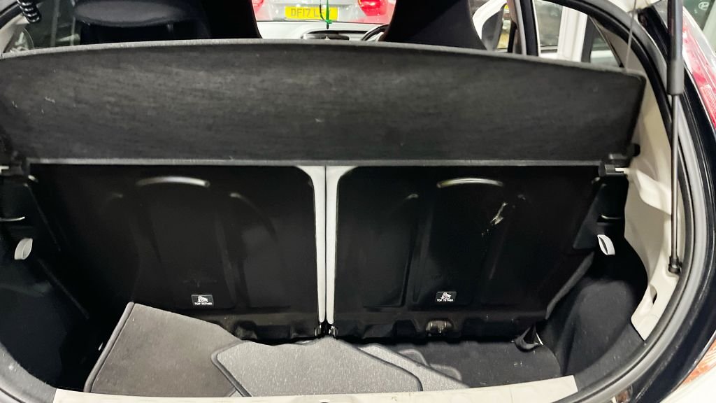 Used Toyota AYGO 2018 for sale - 77806434: Photo 14