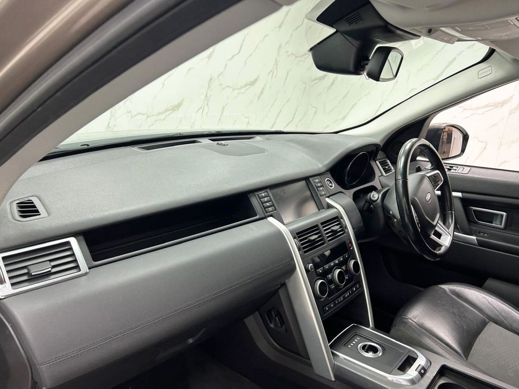 Used Land Rover Discovery Sport 2016 for sale - 77153162: Photo 11