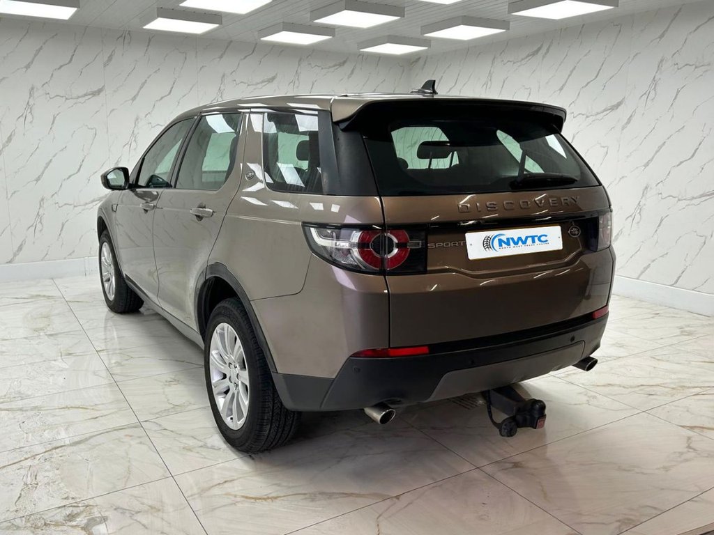 Used Land Rover Discovery Sport 2016 for sale - 77153162: Photo 7