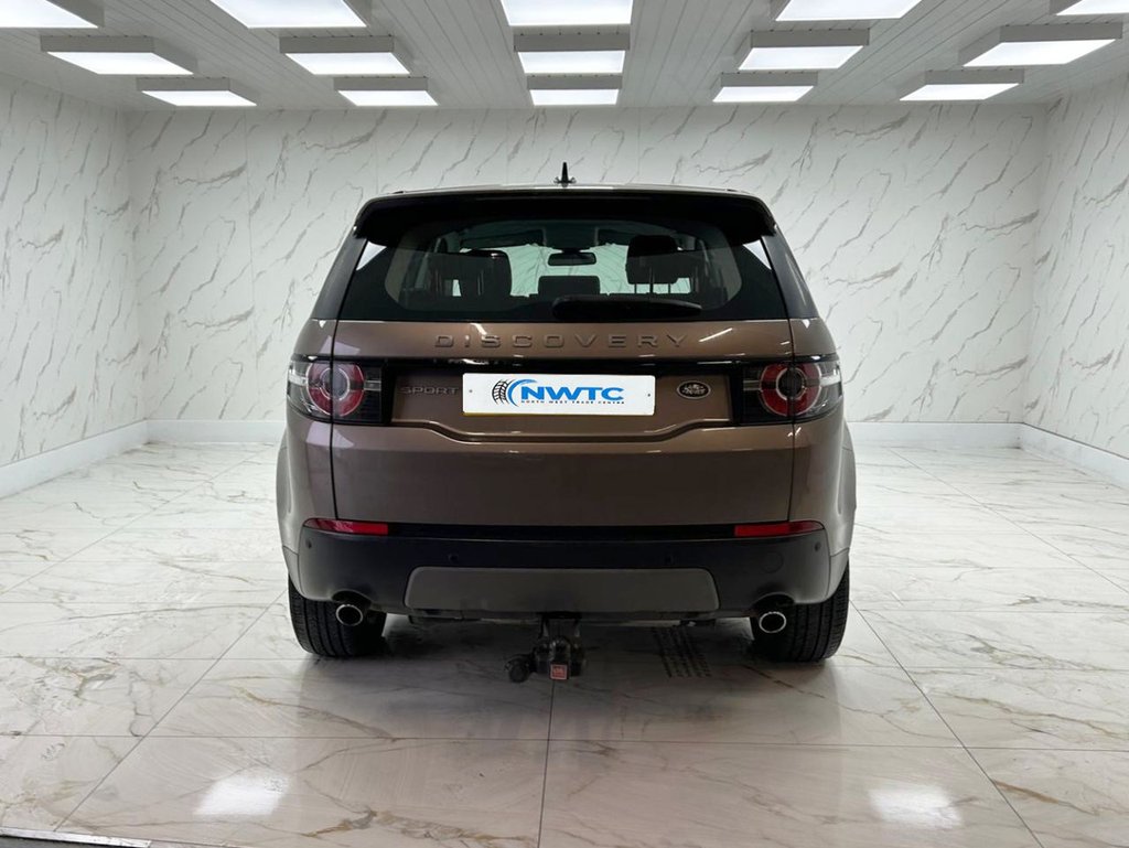 Used Land Rover Discovery Sport 2016 for sale - 77153162: Photo 8
