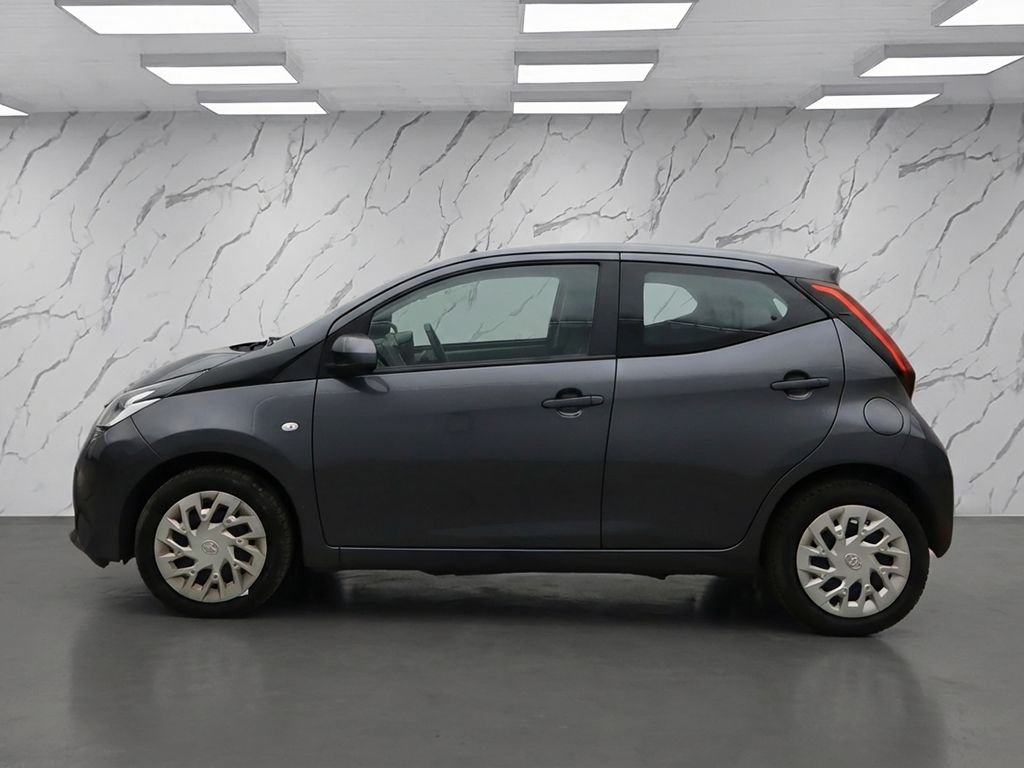Used Toyota AYGO 2021 for sale - 77341784: Photo 7