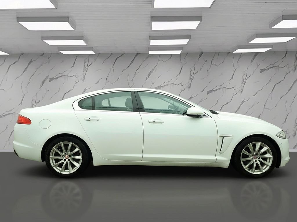 Used Jaguar XF 2014 for sale - 77408469: Photo 7