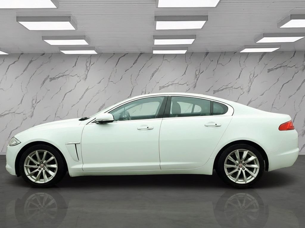 Used Jaguar XF 2014 for sale - 77408469: Photo 8