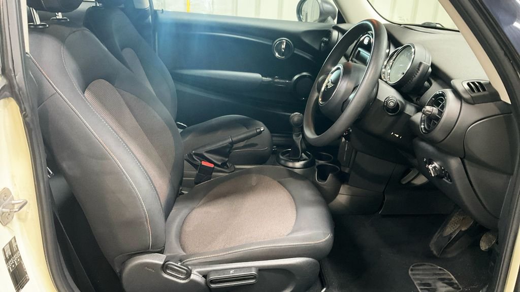 Used MINI Hatch 2016 for sale - 76792259: Photo 9