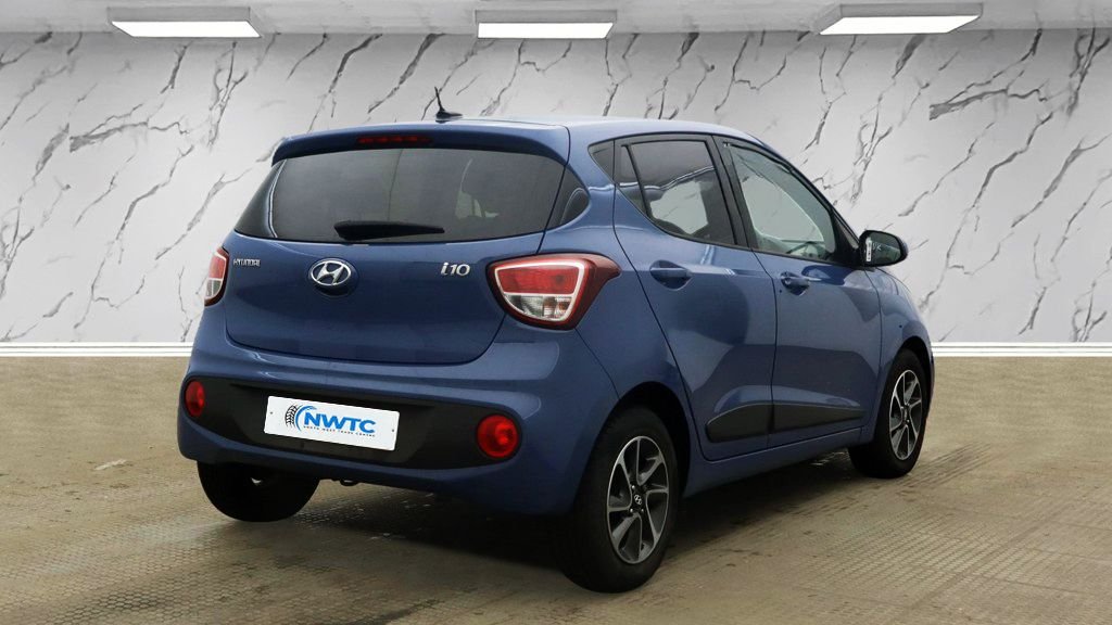 Used Hyundai i10 2017 for sale - 76901172: Photo 5