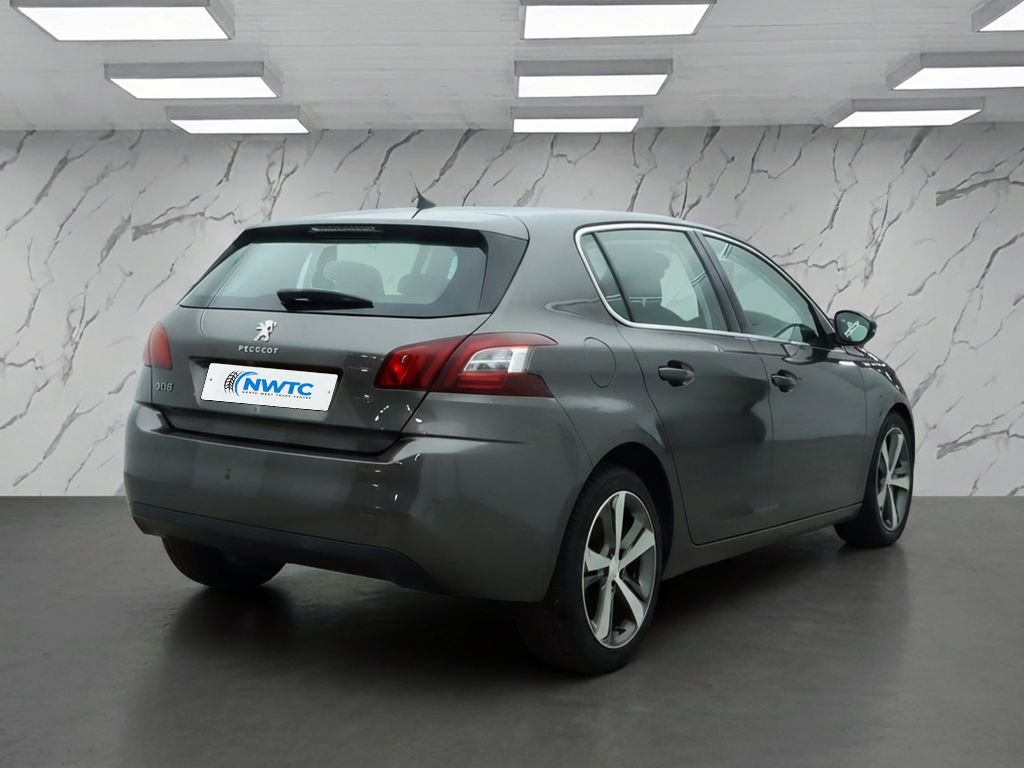 Used Peugeot 308 2015 for sale - 77384191: Photo 6