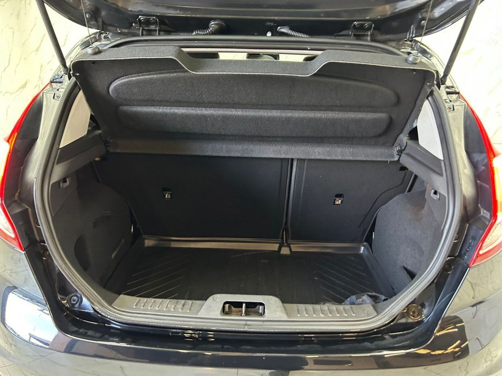 Used Ford Fiesta 2016 for sale - 76454710: Photo 19