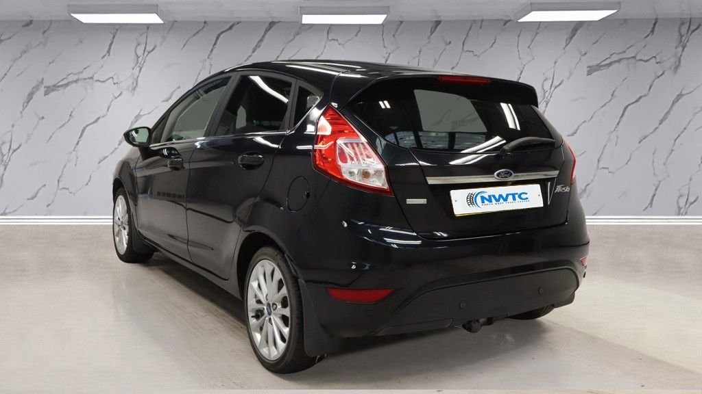 Used Ford Fiesta 2016 for sale - 76454710: Photo 4