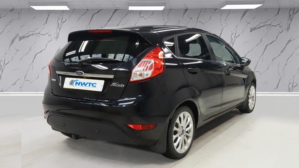 Used Ford Fiesta 2016 for sale - 76454710: Photo 5